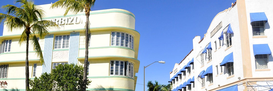 En Floride, une maison colorée de style Miami Art déco